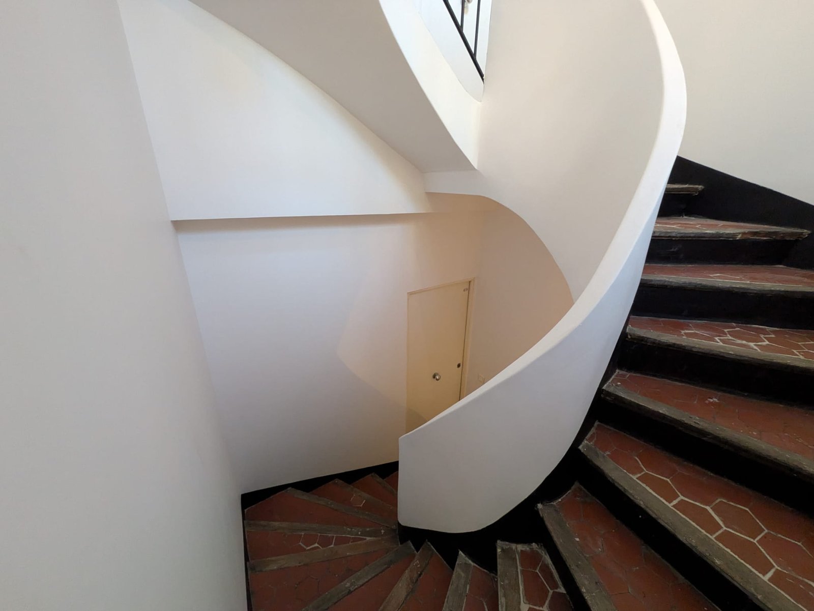 cage d'escalier partie commune peinture