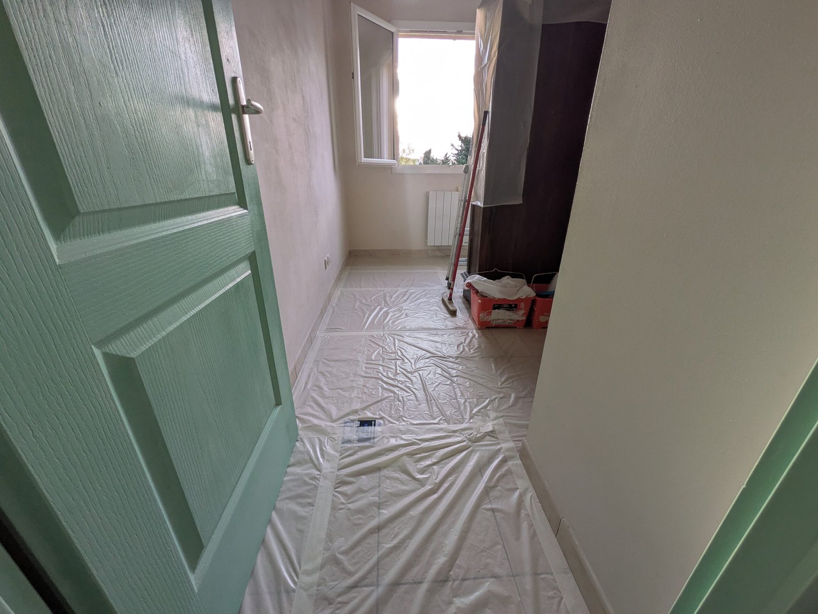 Protection des sols et meubles pour peinture appartement Marseille