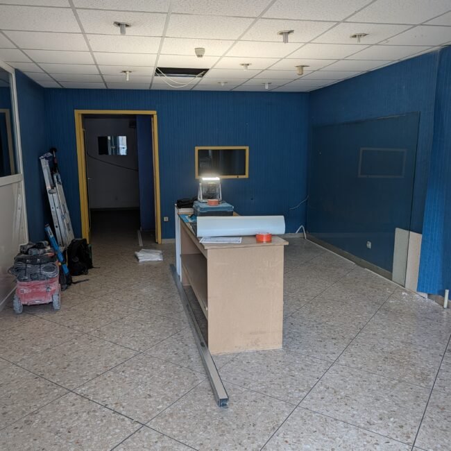 Rénovation cabinet medical 13010 peinture et sol